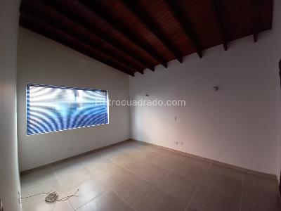 Casa en venta en Guayacanes, Manizales · foto 3 de 20