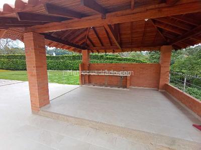 Casa de 5 alcobas en venta en Via Cerritos, Pereira, 300 m² · foto 4 de 19
