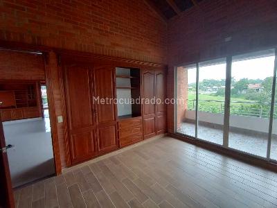 Casa de 5 alcobas en venta en Via Cerritos, Pereira, 300 m² · foto 6 de 19