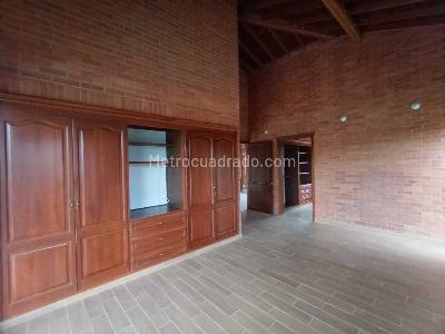 Casa de 5 alcobas en venta en Via Cerritos, Pereira, 300 m² · foto 7 de 19