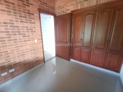 Casa de 5 alcobas en venta en Via Cerritos, Pereira, 300 m² · foto 14 de 19