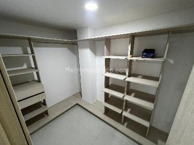Apartamento de 3 alcobas en venta en Pinares, Pereira, 140 m² · foto 5 de 19
