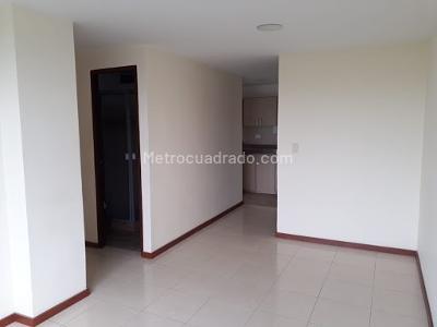 Apartamento en venta en La Carola, Manizales · foto 5 de 19