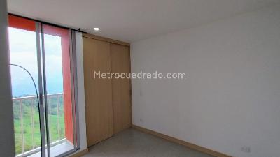 Apartamento en venta en La Francia, Manizales · foto 5 de 14