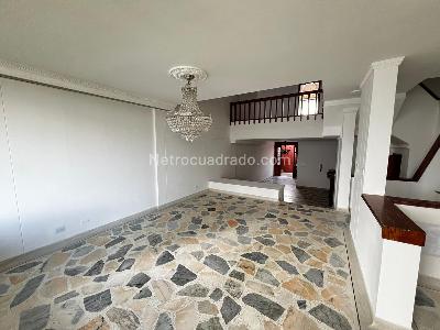Casa de 4 alcobas en venta en Los Alpes, Pereira, 161 m² · foto 2 de 20