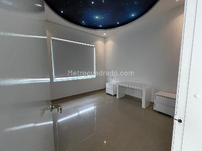 Casa de 4 alcobas en venta en Pinares, Pereira, 260 m² · foto 9 de 20