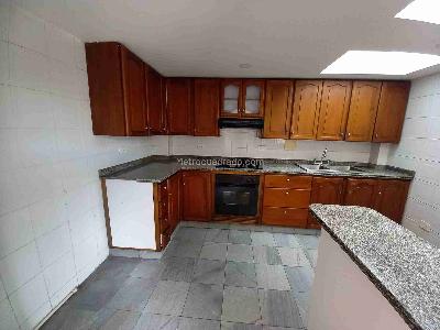 Casa de 5 alcobas en venta en Avenida Alberto Mendoza, Manizales, 99 m² · foto 5 de 20