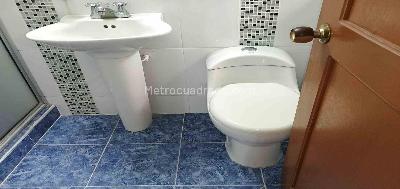 Casa de 5 alcobas en venta en Modelo, Armenia, 610 m² · foto 3 de 20