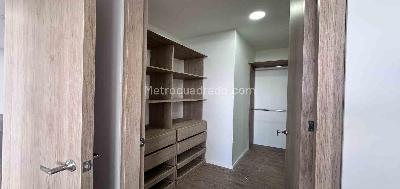 Apartamento en venta en Galicia, Pereira · foto 5 de 9