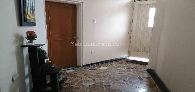 Casa de 5 alcobas en venta en Nueva Cecilia, Armenia, 260 m² · foto 2 de 15