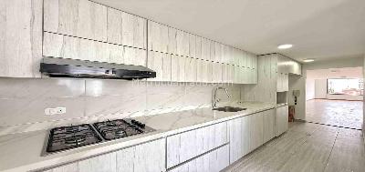 Apartamento de 3 alcobas en venta en Pinares, Pereira, 110 m² · foto 6 de 19