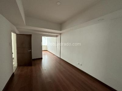 Casa de 5 alcobas en venta en Los Profesionales, Armenia, 320 m² · foto 3 de 9
