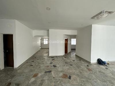 Casa de 5 alcobas en venta en Los Profesionales, Armenia, 320 m² · foto 7 de 9