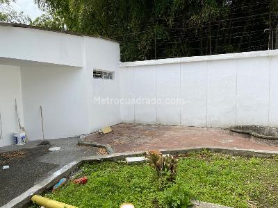 Casa de 5 alcobas en venta en Los Profesionales, Armenia, 320 m² · foto 9 de 9