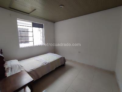 Casa en venta en El Porvenir, Pereira · foto 2 de 20