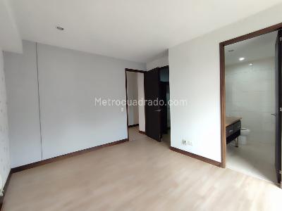 Apartamento en venta en Pinares, Pereira · foto 4 de 20