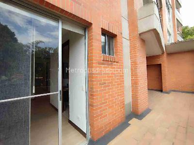 Apartamento en venta en Pinares, Pereira · foto 9 de 20