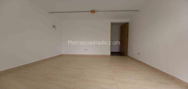 Local Comercial en Arriendo, Castilla, Manizales - Más