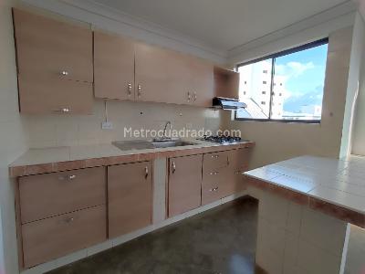 Apartamento en venta en Pinares, Pereira · foto 7 de 20