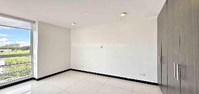 Apartamento en venta en Cerritos, Pereira · foto 3 de 18