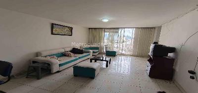 Apartamento de 3 alcobas en venta en Guayacanes, Manizales, 70 m² · foto 2 de 20