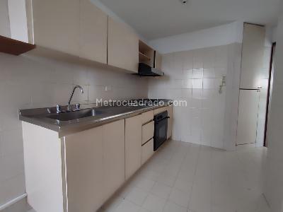 Apartamento en venta en Alpes, Pereira · foto 2 de 20