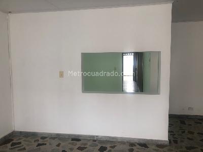 Casa en venta en Avenida 30 De Agosto, Pereira · foto 2 de 20