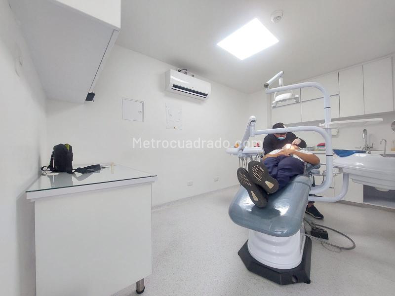 Consultorio en Venta, Fundadores, Armenia - Mehr