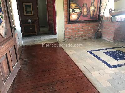 Casa en venta en Kilometro 41, Manizales · foto 3 de 20