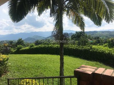 Casa en venta en Kilometro 41, Manizales · foto 18 de 20