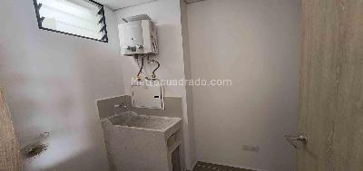 Apartamento de 3 alcobas en venta en Pinares, Pereira, 96 m² · foto 4 de 12