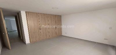 Apartamento de 3 alcobas en venta en Pinares, Pereira, 96 m² · foto 7 de 12
