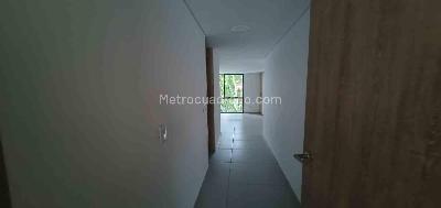 Apartamento de 3 alcobas en venta en Pinares, Pereira, 96 m² · foto 10 de 12