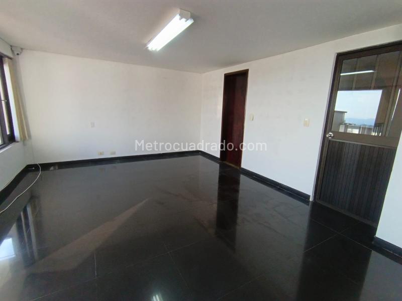 Local Comercial en Arriendo, Guayacanes, Manizales - Más