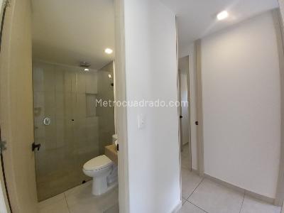 Apartamento de 2 alcobas en venta en Cerritos, Pereira, 70 m² · foto 9 de 17