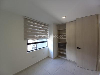 Apartamento de 2 alcobas en venta en Cerritos, Pereira, 70 m² · foto 12 de 17