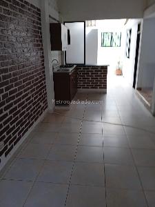 Casa de 5 alcobas en venta en El Poblado Ii, Pereira, 145 m² · foto 2 de 18