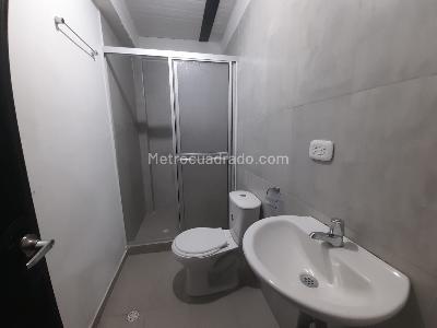 Casa de 5 alcobas en venta en El Poblado Ii, Pereira, 145 m² · foto 6 de 18