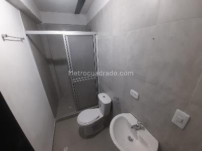 Casa de 5 alcobas en venta en El Poblado Ii, Pereira, 145 m² · foto 8 de 18