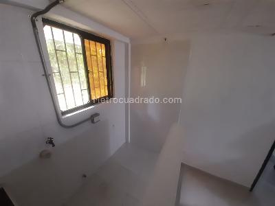 Casa de 5 alcobas en venta en El Poblado Ii, Pereira, 145 m² · foto 9 de 18