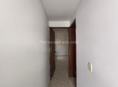Casa de 5 alcobas en venta en El Poblado Ii, Pereira, 150 m² · foto 15 de 20