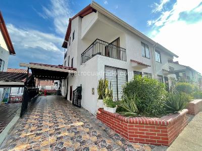 Casa en venta en Avenida 30 De Agosto, Pereira · foto 10 de 20