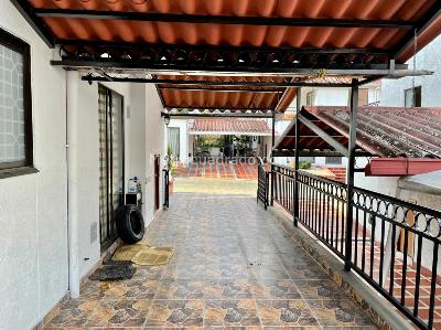 Casa en venta en Avenida 30 De Agosto, Pereira · foto 12 de 20