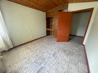 Casa de 5 alcobas en venta en Coinca, Armenia, 295 m² · foto 4 de 20