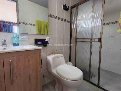 Apartamento de 3 alcobas en venta en Linares, Manizales, 105 m² · foto 6 de 20