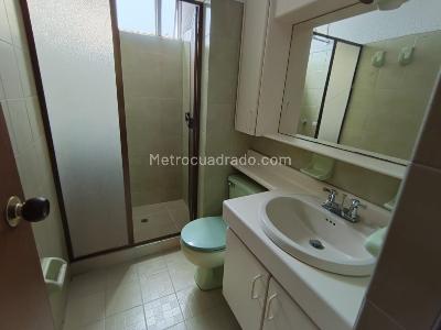 Apartamento de 3 alcobas en venta en La Leonora, Manizales, 82 m² · foto 8 de 18