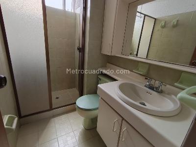Apartamento de 3 alcobas en venta en La Leonora, Manizales, 82 m² · foto 10 de 18