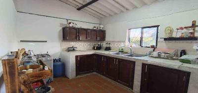 Casa de 5 alcobas en venta en Vereda Agua Bonita, Manizales, 198 m² · foto 12 de 20