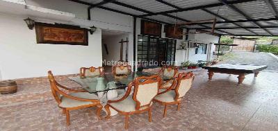 Casa de 5 alcobas en venta en Vereda Agua Bonita, Manizales, 198 m² · foto 16 de 20