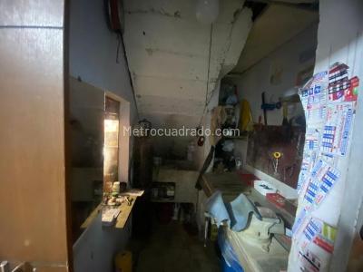 Casa de 5 alcobas en venta en Santa Teresita, Pereira, 225 m² · foto 2 de 10